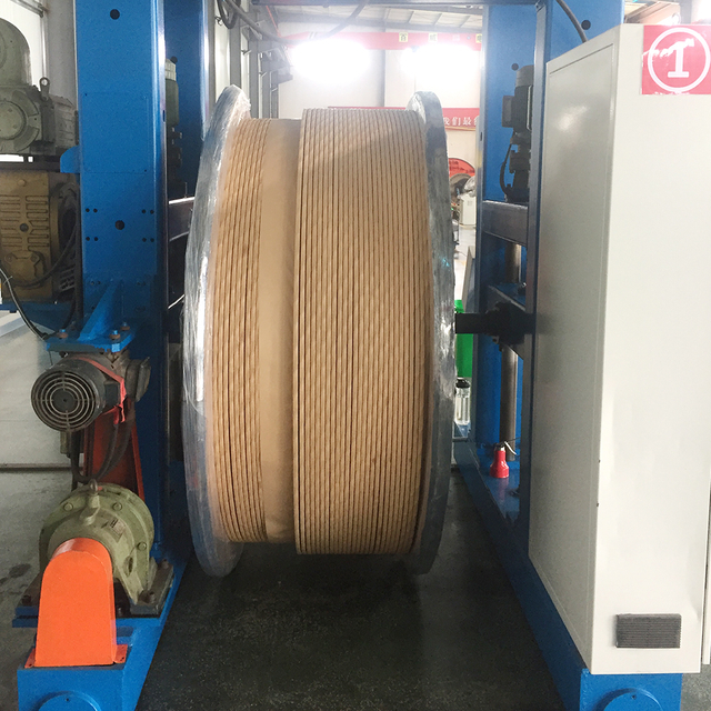Acetal de polivinilo esmaltado con aislamiento de papel conductor transpuesto continuamente 